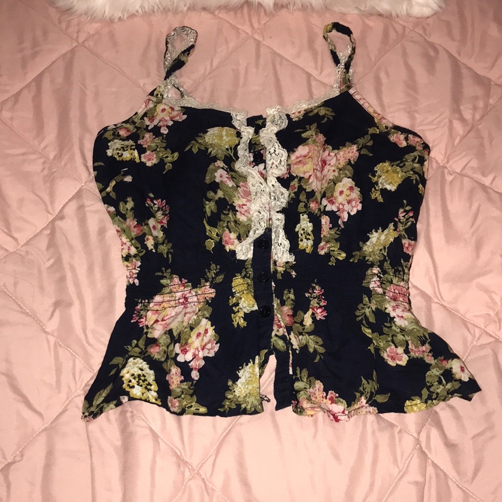 Flowered Tank Bundle - Picture 2 of 3